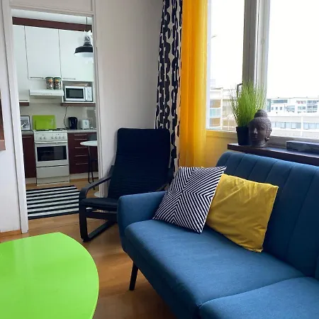 Apartment Tilava Majoitus 1-4 Hlo Huippupaikalla Parkkip.
