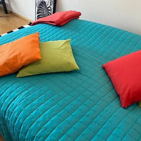 Apartment Tilava Majoitus 1-4 Hlo Huippupaikalla Parkkip.