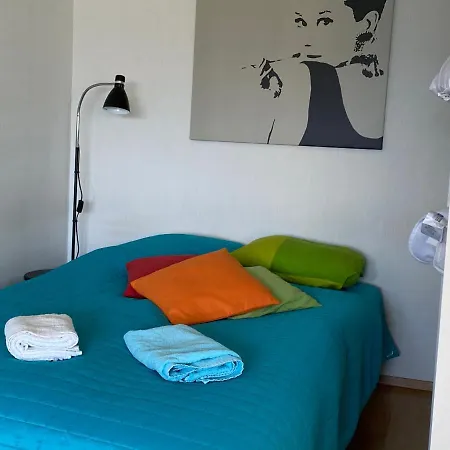 Tilava Majoitus 1-4 Hlo Huippupaikalla Parkkip. Apartment
